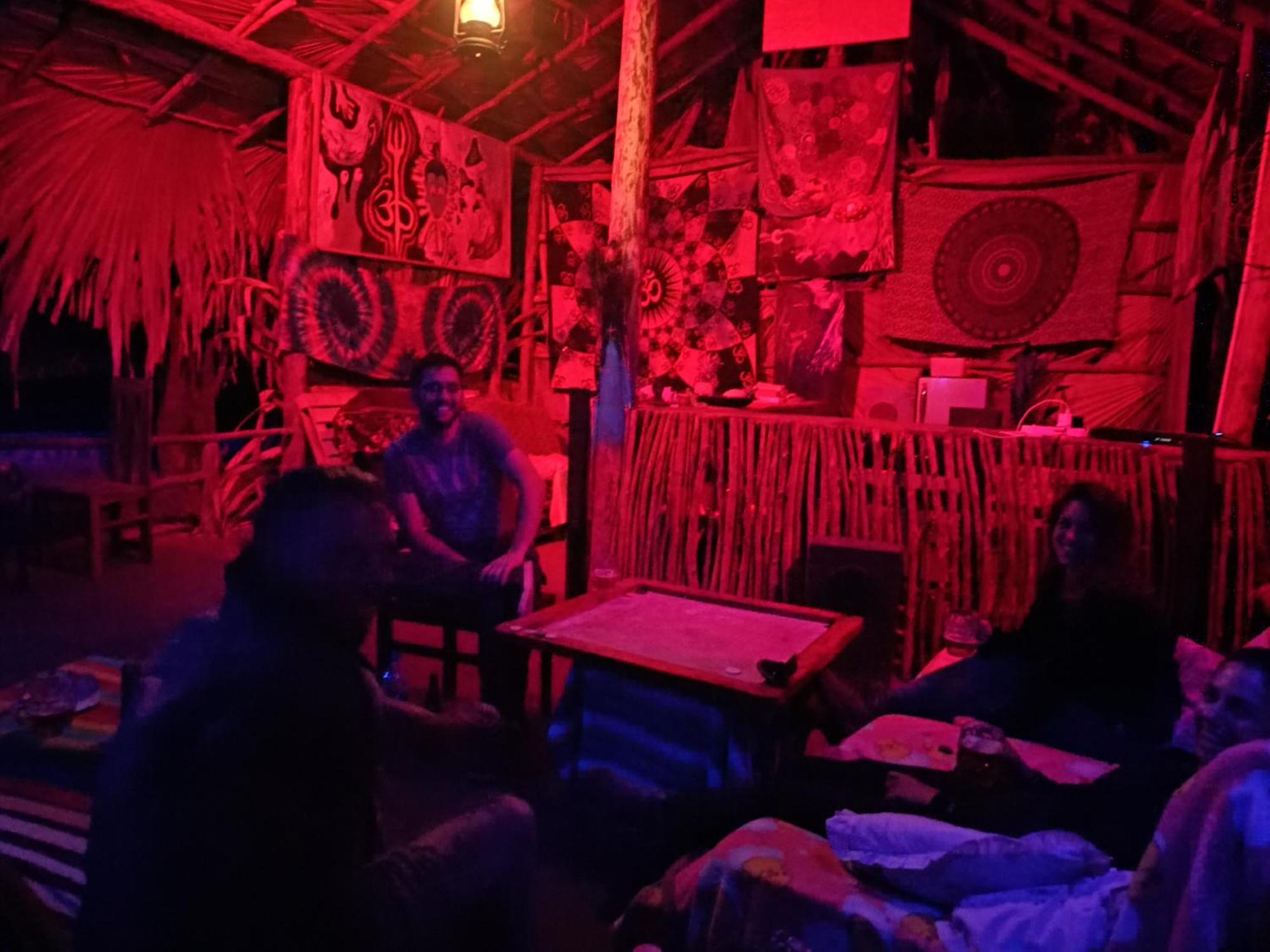 Отель Freedom Camp Элла Экстерьер фото