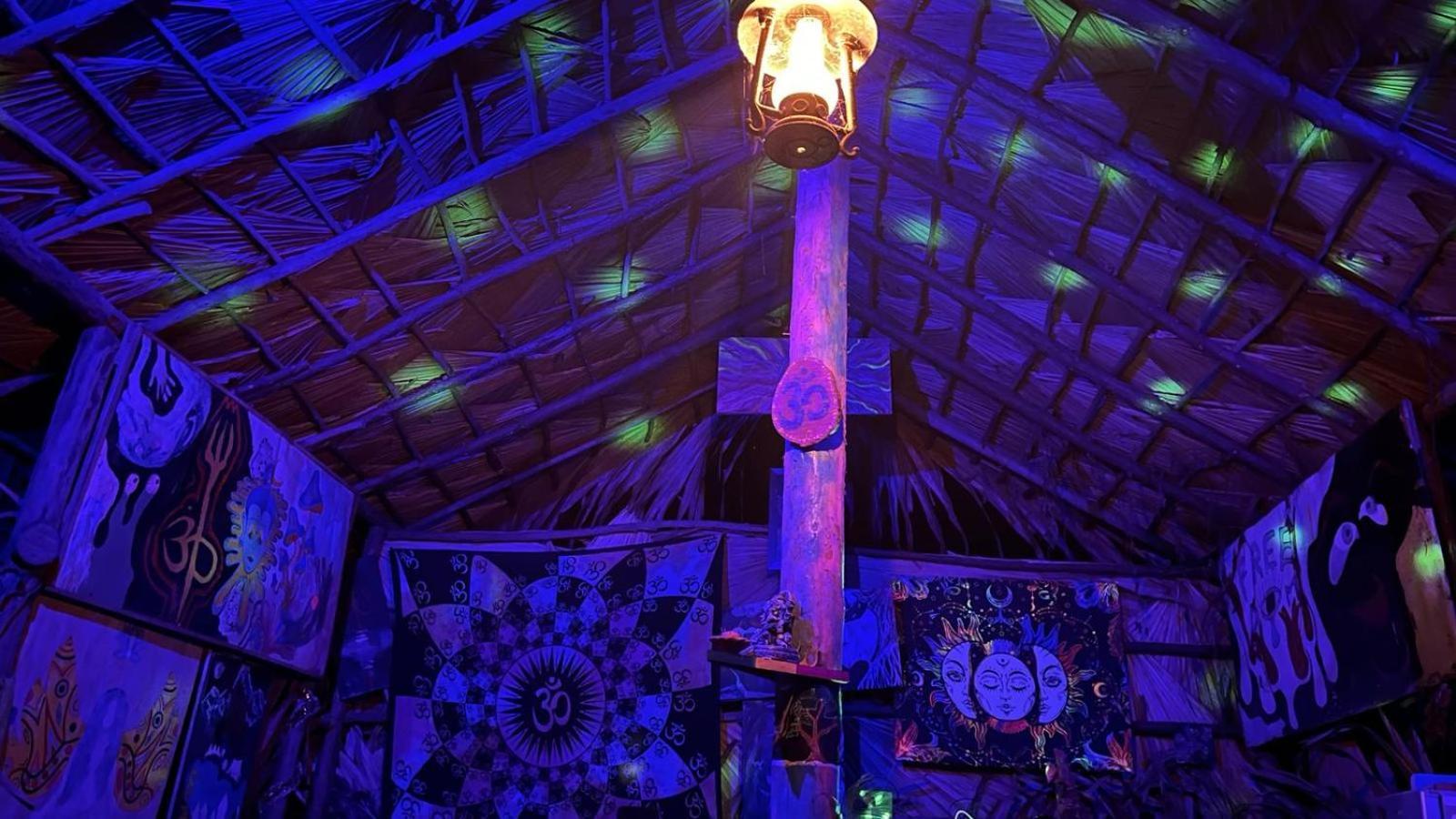 Отель Freedom Camp Элла Экстерьер фото